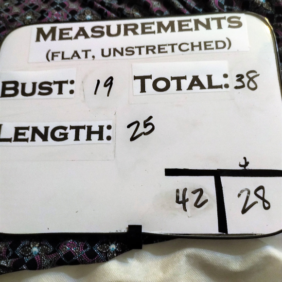 Van Heusen Draped Front Top NWT M - Picture 4 of 6